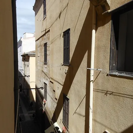 Al Corso ,
